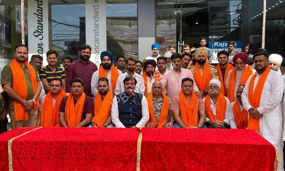 ਕੇਂਦਰੀ ਹਲਕੇ ਦੇ ਵਿਧਾਇਕ ਰਮਨ ਅਰੋੜਾ ਨੇ ਅਕਾਲੀ ਦਲ ਨੂੰ ਦਿੱਤਾ ਕਰਾਰਾ ਝਟਕਾ