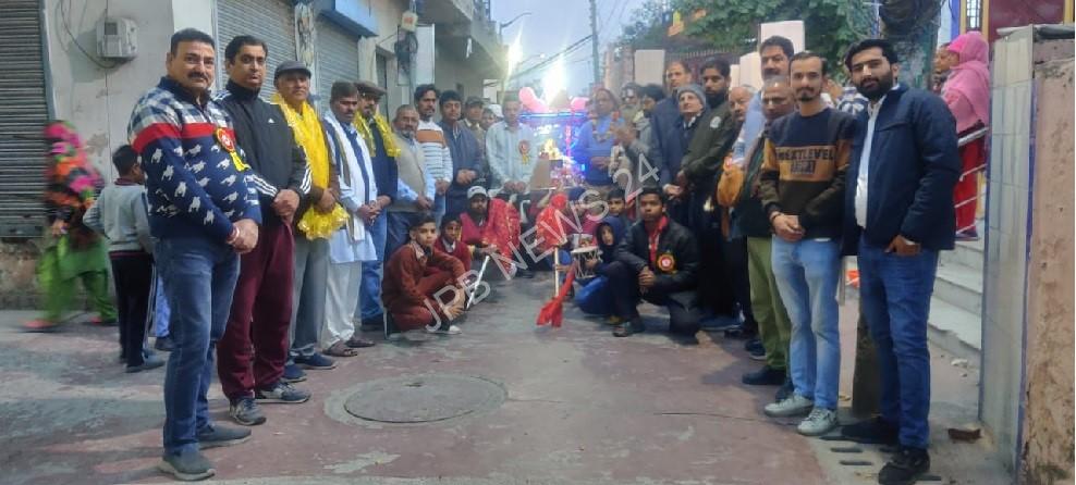 श्री  भोलेबाबा मंदिर से धूमधाम से निकाली महाशिवरात्रि के मौके पर दूसरी प्रभातफेरी - Second morning procession taken out with much fanfare from shri bholebaba temple on the occasion of mahashivratri