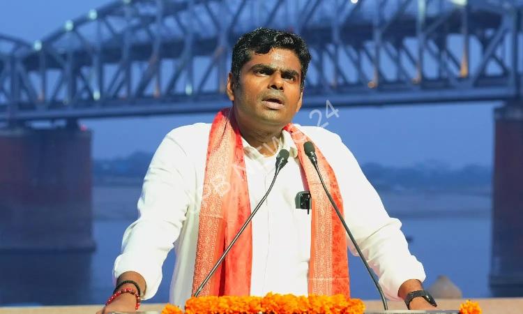 तमिलनाडु बीजेपी अध्यक्ष के अन्नामलाई का बड़ा बयान - कुछ राजनीतिक दल भाषा के आधार पर देश को बांटना चाहते हैं - Tamil nadu BJP president K annamalai makes big statement - Some political parties want to divide the country on the basis of language