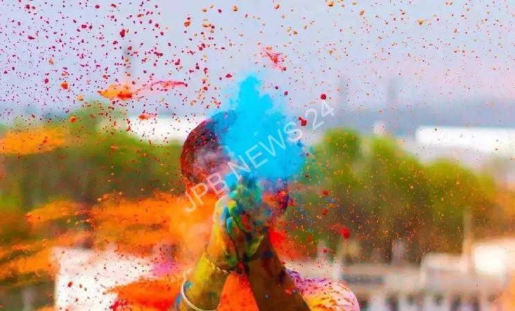 क्यों मनाई जाती है रंगों वाली होली? जानिए इससे जुड़ी प्रचलित पौराणिक कथाएं - Why is holi of colours celebrated? Know the popular mythological stories related to it