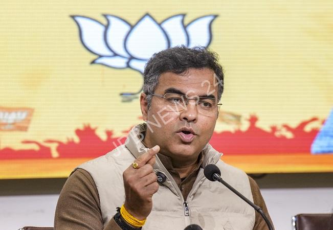 नई दिल्ली सीट पर जीत को चुनौती देने वाली याचिका पर प्रवेश वर्मा को हाईकोर्ट का नोटिस - High court notice to pravesh verma on petition challenging his victory in new delhi seat