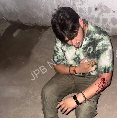 Commissionerate police jalandhar arrested two notorious gangsters in an encounter