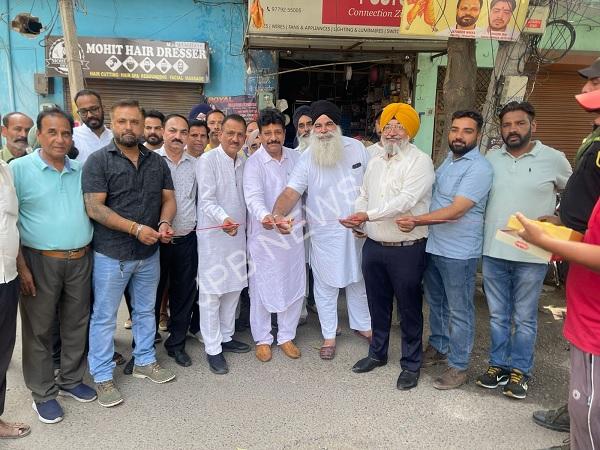 विधायक रमन अरोड़ा ने सेंट्रल हल्के में लगाई उद्घाटनों की लड़ी - MLA Raman arora started a series of inauguration in the central constituency